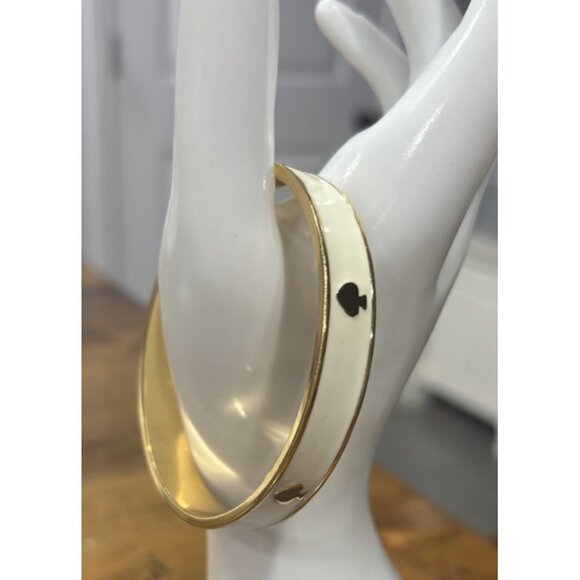 Kate Spade - Off White and Gold Enamel Bangle Bracelet - Gold Spade Beautiful - Picture 4 of 4